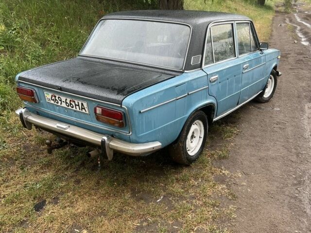 Синий ВАЗ 2103, объемом двигателя 1.5 л и пробегом 68 тыс. км за 556 $, фото 2 на Automoto.ua