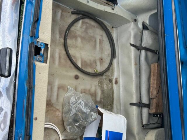 ВАЗ 2103 1975 в Светловдске на Automoto.ua Синий ВАЗ 2103, объемом двигателя 0 л и пробегом 160 тыс. км за 418 $, фото 5 на Automoto.ua