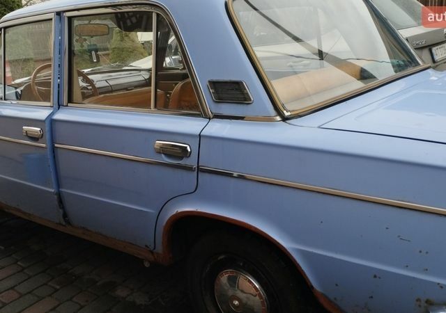Синий ВАЗ 2103, объемом двигателя 1.3 л и пробегом 45 тыс. км за 1100 $, фото 7 на Automoto.ua