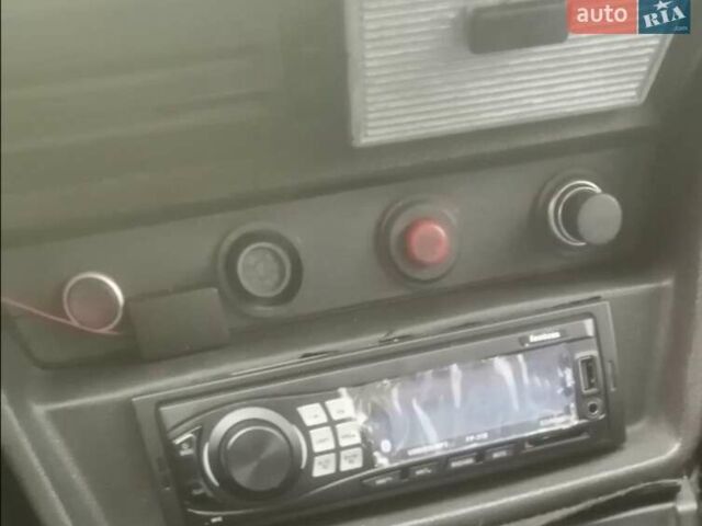 Синій ВАЗ 2103, об'ємом двигуна 1.6 л та пробігом 150 тис. км за 1000 $, фото 11 на Automoto.ua