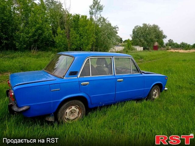 Синий ВАЗ 2103, объемом двигателя 1.5 л и пробегом 0 тыс. км за 530 $, фото 3 на Automoto.ua