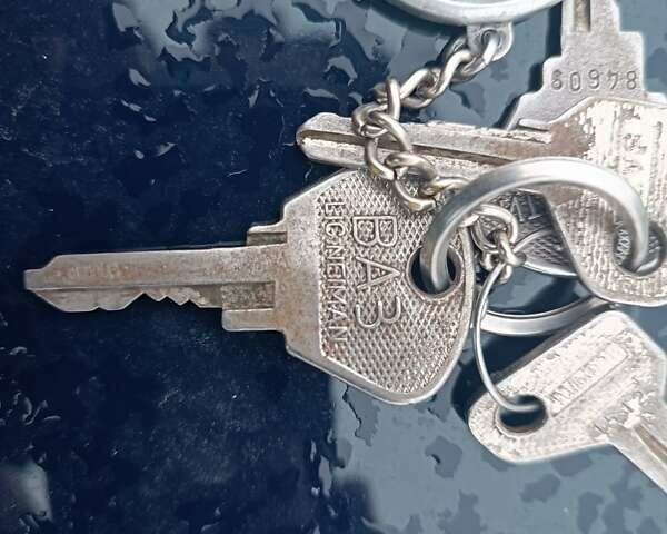 Синий ВАЗ 2103, объемом двигателя 1.5 л и пробегом 103 тыс. км за 1850 $, фото 2 на Automoto.ua