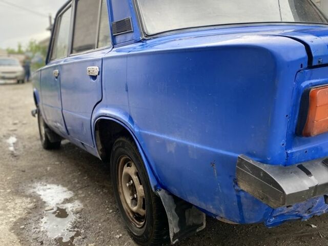 Синий ВАЗ 2103, объемом двигателя 0 л и пробегом 333 тыс. км за 313 $, фото 3 на Automoto.ua
