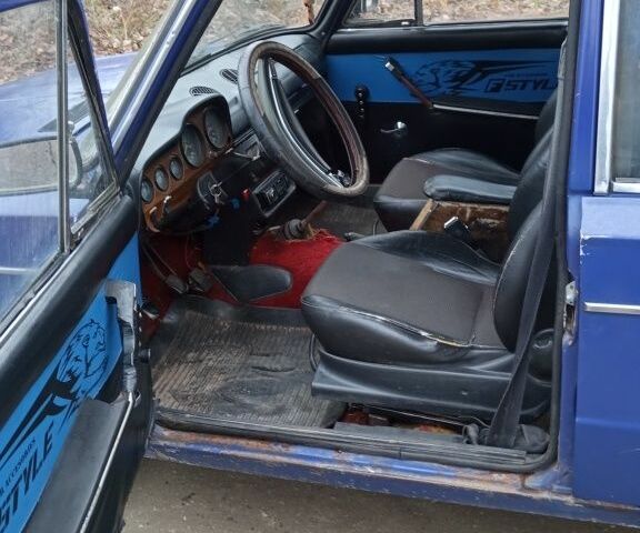 Синій ВАЗ 2103, об'ємом двигуна 1.5 л та пробігом 90 тис. км за 520 $, фото 12 на Automoto.ua