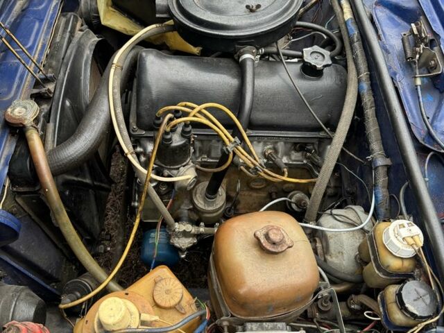 Синий ВАЗ 2103, объемом двигателя 1.5 л и пробегом 1000 тыс. км за 619 $, фото 2 на Automoto.ua