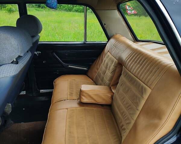 Синий ВАЗ 2103, объемом двигателя 1.3 л и пробегом 400 тыс. км за 800 $, фото 1 на Automoto.ua