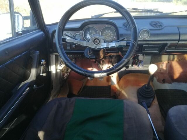 Синій ВАЗ 2103, об'ємом двигуна 0 л та пробігом 60 тис. км за 450 $, фото 2 на Automoto.ua