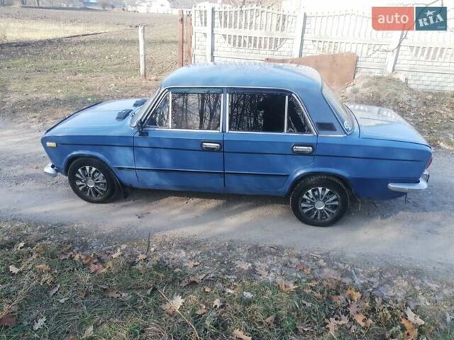 Синий ВАЗ 2103, объемом двигателя 1.5 л и пробегом 100 тыс. км за 700 $, фото 3 на Automoto.ua