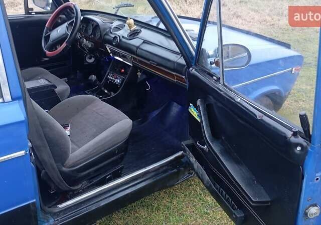 Синий ВАЗ 2103, объемом двигателя 0 л и пробегом 350 тыс. км за 450 $, фото 1 на Automoto.ua