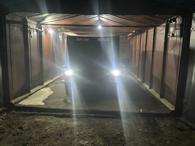 Синий ВАЗ 2103, объемом двигателя 1.3 л и пробегом 450 тыс. км за 618 $, фото 1 на Automoto.ua