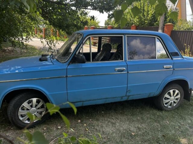 Синий ВАЗ 2103, объемом двигателя 0 л и пробегом 35 тыс. км за 550 $, фото 3 на Automoto.ua