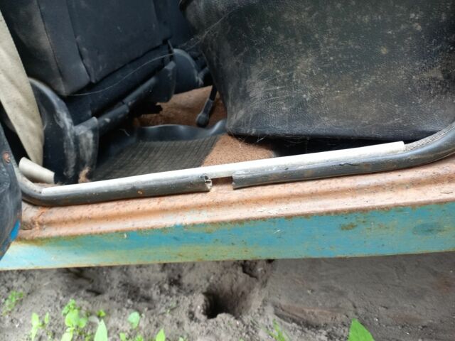 Синій ВАЗ 2103, об'ємом двигуна 0 л та пробігом 10 тис. км за 190 $, фото 6 на Automoto.ua