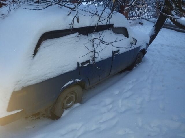 Синий ВАЗ 2103, объемом двигателя 1.3 л и пробегом 200 тыс. км за 535 $, фото 3 на Automoto.ua