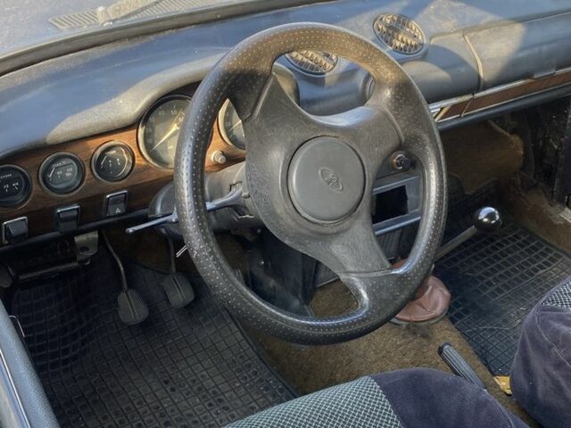 Синий ВАЗ 2103, объемом двигателя 1.2 л и пробегом 250 тыс. км за 450 $, фото 3 на Automoto.ua