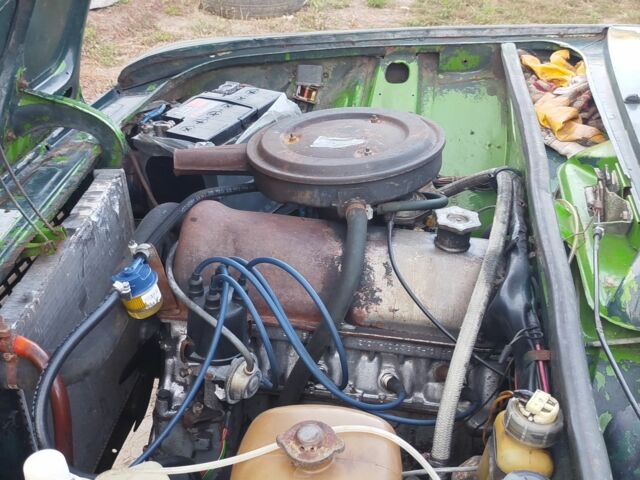 Зеленый ВАЗ 2103, объемом двигателя 0 л и пробегом 92 тыс. км за 650 $, фото 3 на Automoto.ua