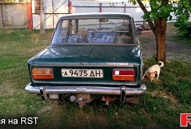 ВАЗ 2103 1974 у Дніпро (Дніпропетровську) на Automoto.ua Зелений ВАЗ 2103, об'ємом двигуна 1.5 л та пробігом 150 тис. км за 500 $, фото 1 на Automoto.ua