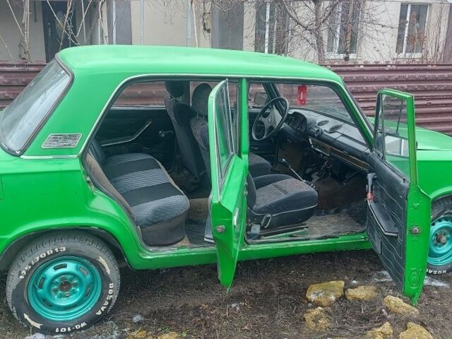 Зеленый ВАЗ 2103, объемом двигателя 0 л и пробегом 96 тыс. км за 700 $, фото 9 на Automoto.ua