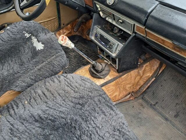 Зеленый ВАЗ 2103, объемом двигателя 0 л и пробегом 100 тыс. км за 700 $, фото 4 на Automoto.ua