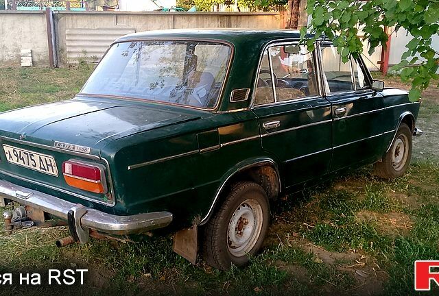 ВАЗ 2103 1974 у Дніпро (Дніпропетровську) на Automoto.ua Зелений ВАЗ 2103, об'ємом двигуна 1.5 л та пробігом 150 тис. км за 500 $, фото 2 на Automoto.ua