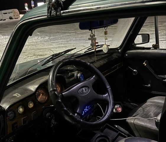 Зелений ВАЗ 2103, об'ємом двигуна 1.5 л та пробігом 100 тис. км за 361 $, фото 6 на Automoto.ua