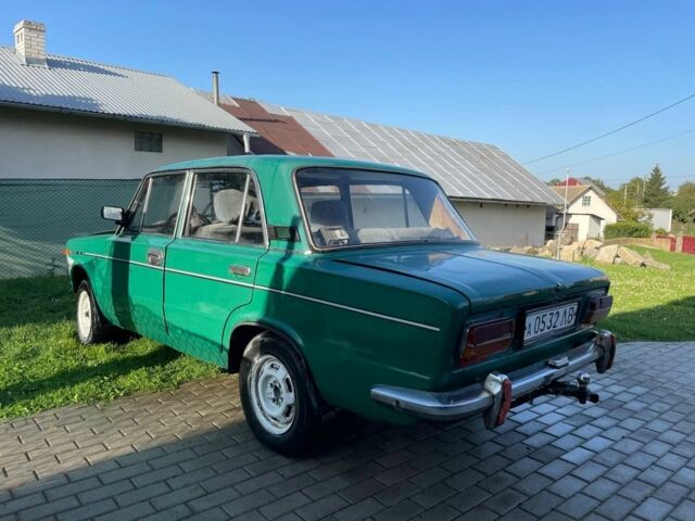 Зеленый ВАЗ 2103, объемом двигателя 1.5 л и пробегом 100 тыс. км за 400 $, фото 2 на Automoto.ua