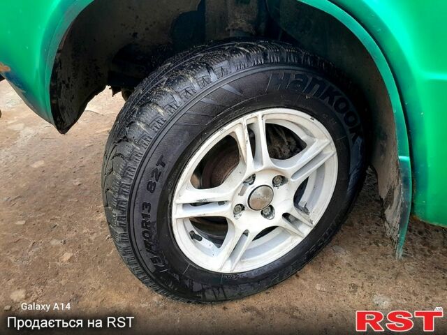 Зеленый ВАЗ 2103, объемом двигателя 15 л и пробегом 0 тыс. км за 600 $, фото 2 на Automoto.ua