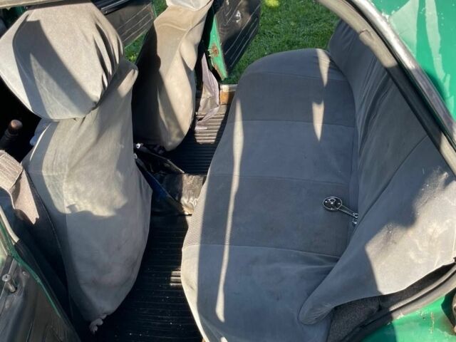 Зеленый ВАЗ 2103, объемом двигателя 1.5 л и пробегом 100 тыс. км за 400 $, фото 3 на Automoto.ua