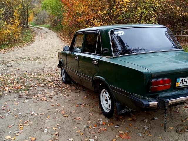 Зеленый ВАЗ 2103, объемом двигателя 1.5 л и пробегом 0 тыс. км за 600 $, фото 3 на Automoto.ua
