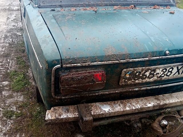 Зеленый ВАЗ 2103, объемом двигателя 1.5 л и пробегом 50 тыс. км за 350 $, фото 3 на Automoto.ua