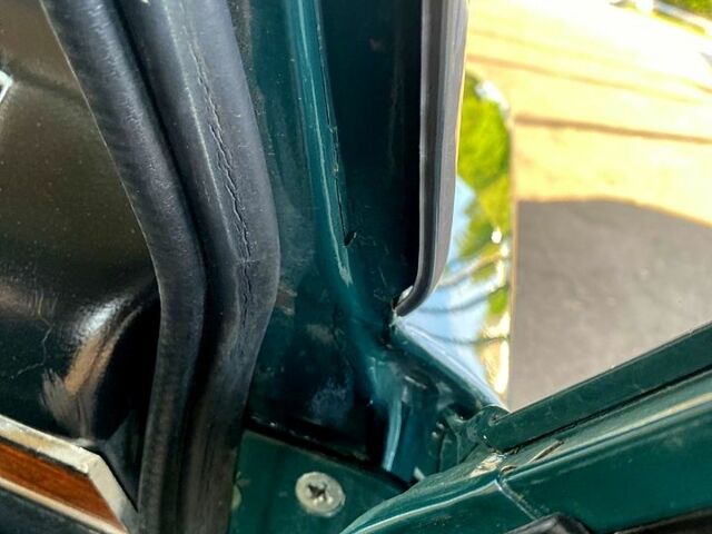 Зелений ВАЗ 2103, об'ємом двигуна 1.5 л та пробігом 0 тис. км за 1400 $, фото 10 на Automoto.ua