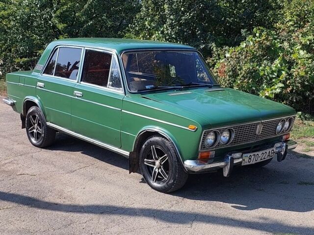 Зеленый ВАЗ 2103, объемом двигателя 1.5 л и пробегом 100 тыс. км за 800 $, фото 1 на Automoto.ua