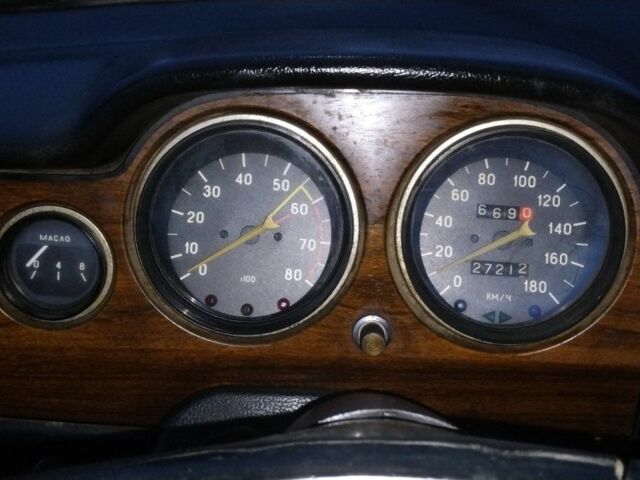 Зеленый ВАЗ 2103, объемом двигателя 1.5 л и пробегом 27 тыс. км за 750 $, фото 16 на Automoto.ua