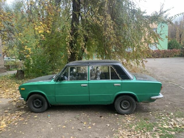 ВАЗ 2103 1976 в Кривом Роге на Automoto.ua Зеленый ВАЗ 2103, объемом двигателя 1.5 л и пробегом 3 тыс. км за 424 $, фото 5 на Automoto.ua