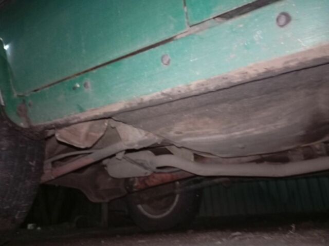 Зелений ВАЗ 2103, об'ємом двигуна 0 л та пробігом 90 тис. км за 1000 $, фото 5 на Automoto.ua