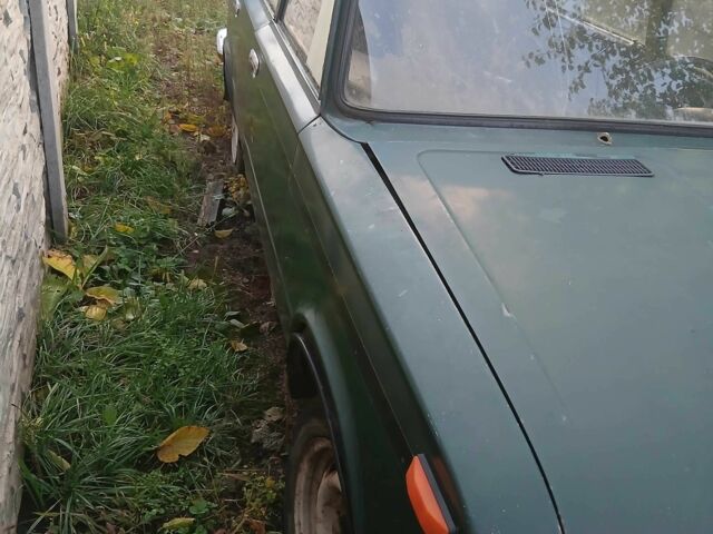 ВАЗ 2103 1976 в Полтаве на Automoto.ua Зеленый ВАЗ 2103, объемом двигателя 0 л и пробегом 100 тыс. км за 108 $, фото 3 на Automoto.ua