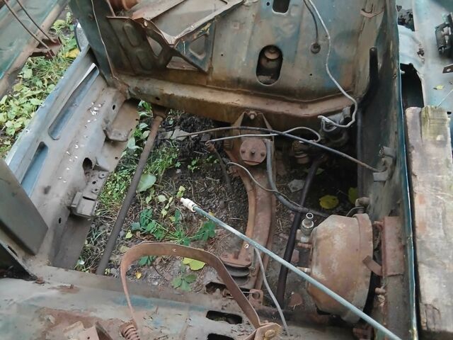 ВАЗ 2103 1976 в Полтаве на Automoto.ua Зеленый ВАЗ 2103, объемом двигателя 0 л и пробегом 100 тыс. км за 108 $, фото 4 на Automoto.ua