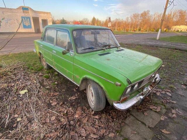Зеленый ВАЗ 2103, объемом двигателя 1.6 л и пробегом 160 тыс. км за 500 $, фото 2 на Automoto.ua