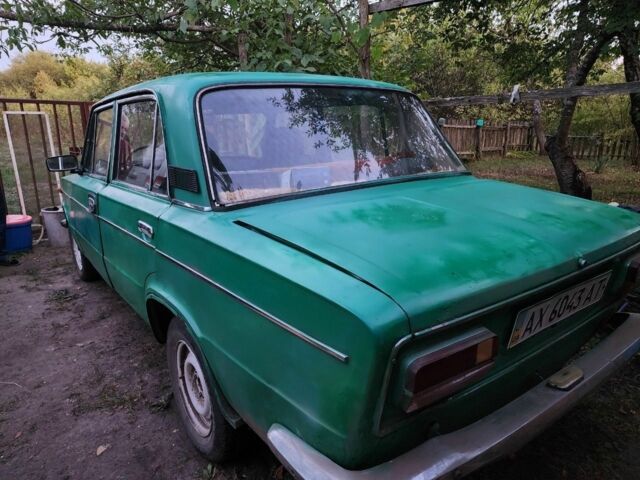 Зеленый ВАЗ 2103, объемом двигателя 1.5 л и пробегом 100 тыс. км за 600 $, фото 4 на Automoto.ua