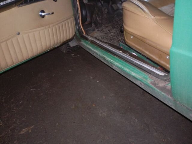 Зелений ВАЗ 2103, об'ємом двигуна 0 л та пробігом 90 тис. км за 1000 $, фото 11 на Automoto.ua