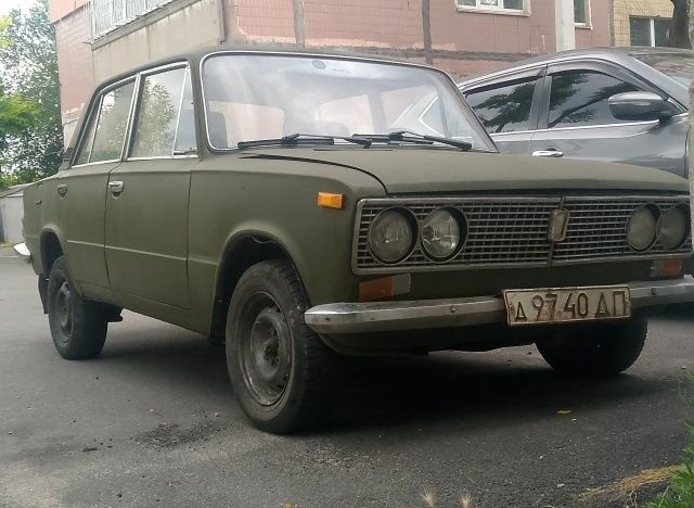 Зелений ВАЗ 2103, об'ємом двигуна 0 л та пробігом 299 тис. км за 601 $, фото 1 на Automoto.ua