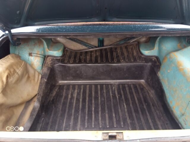 Зеленый ВАЗ 2103, объемом двигателя 1 л и пробегом 20 тыс. км за 641 $, фото 4 на Automoto.ua