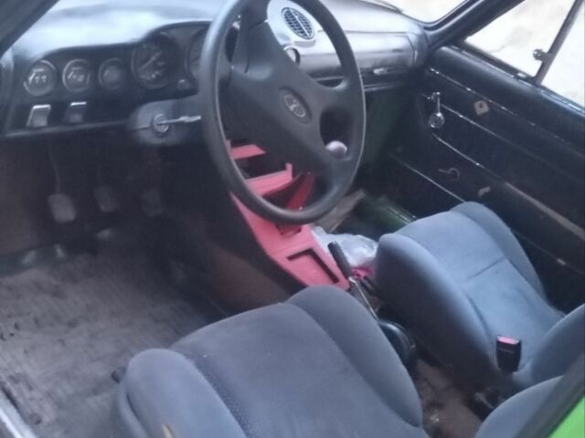 Зеленый ВАЗ 2103, объемом двигателя 5 л и пробегом 70 тыс. км за 444 $, фото 2 на Automoto.ua