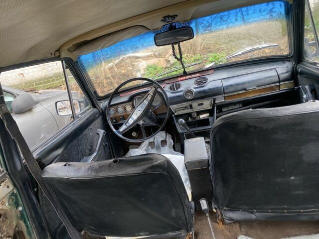 Зеленый ВАЗ 2103, объемом двигателя 1.7 л и пробегом 22 тыс. км за 426 $, фото 6 на Automoto.ua