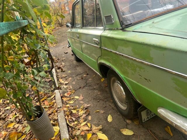 Зеленый ВАЗ 2103, объемом двигателя 1.5 л и пробегом 100 тыс. км за 596 $, фото 6 на Automoto.ua