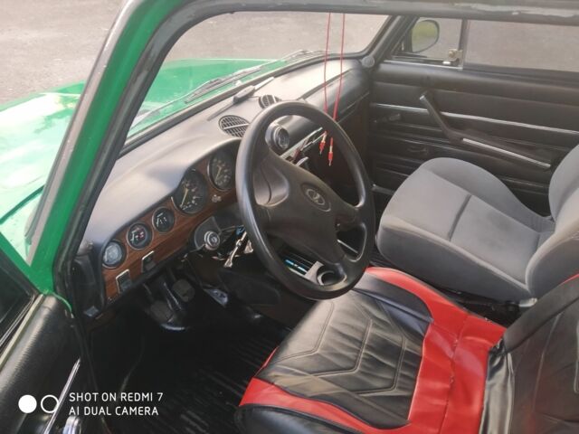 Зелений ВАЗ 2103, об'ємом двигуна 1.5 л та пробігом 999 тис. км за 1000 $, фото 5 на Automoto.ua