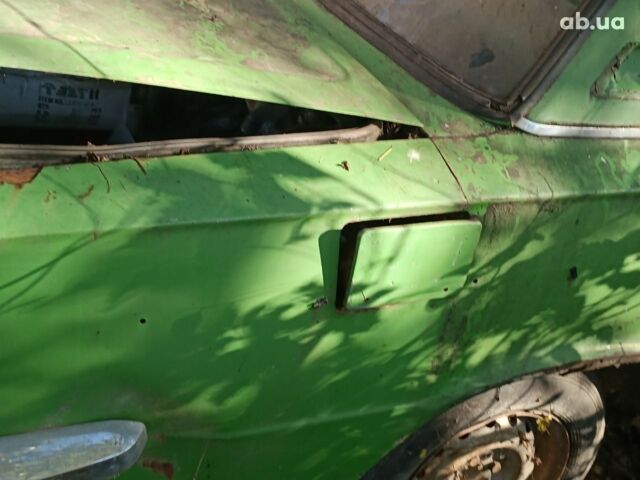 Зеленый ВАЗ 2103, объемом двигателя 0 л и пробегом 87 тыс. км за 300 $, фото 12 на Automoto.ua