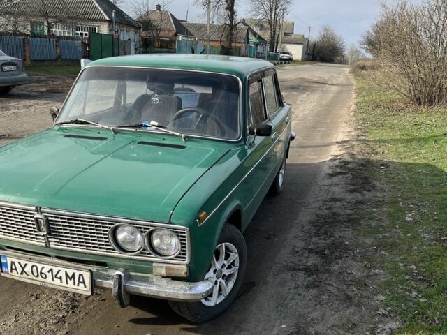 Зеленый ВАЗ 2103, объемом двигателя 1.5 л и пробегом 300 тыс. км за 600 $, фото 1 на Automoto.ua
