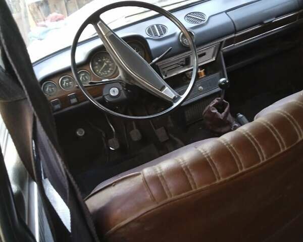 Зелений ВАЗ 2103, об'ємом двигуна 1.3 л та пробігом 70 тис. км за 967 $, фото 3 на Automoto.ua