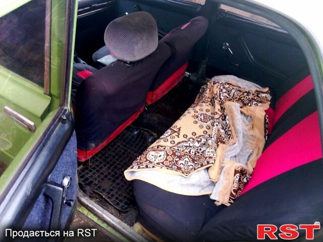 Зеленый ВАЗ 2103, объемом двигателя 15 л и пробегом 0 тыс. км за 450 $, фото 2 на Automoto.ua