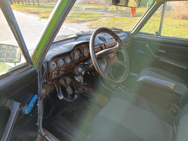 Зеленый ВАЗ 2103, объемом двигателя 1.3 л и пробегом 147 тыс. км за 544 $, фото 4 на Automoto.ua